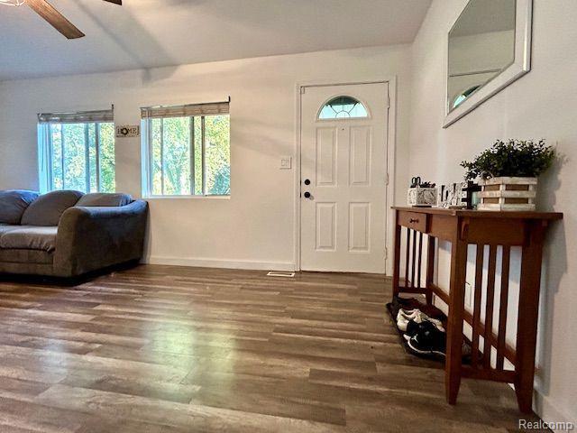 6079 FREEDOM Lane, Flint, MI 48506 — Photo 10
