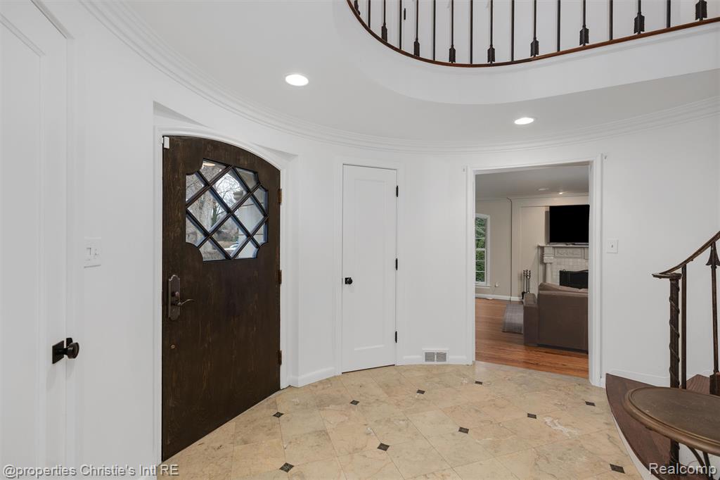1059 Berkshire Road, Grosse Pointe Park, MI 48230 — Photo 4