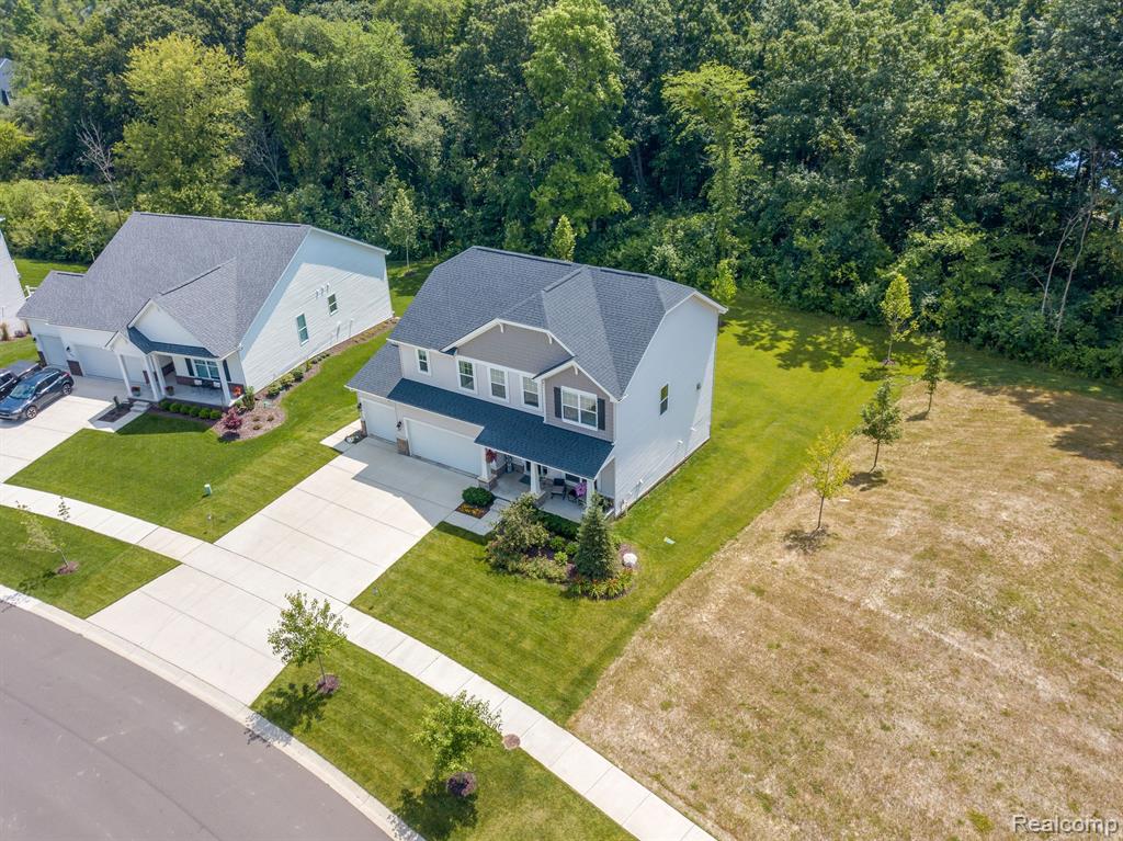9929 KYLIE Drive, Brighton, MI 48116 — Photo 30