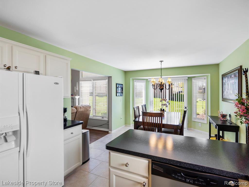 57295 WARWICK Drive, Washington, MI — Photo 10