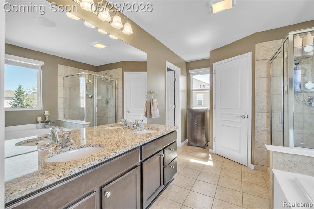 15745 Diamante Drive, Macomb, MI 48044 — Photo 36