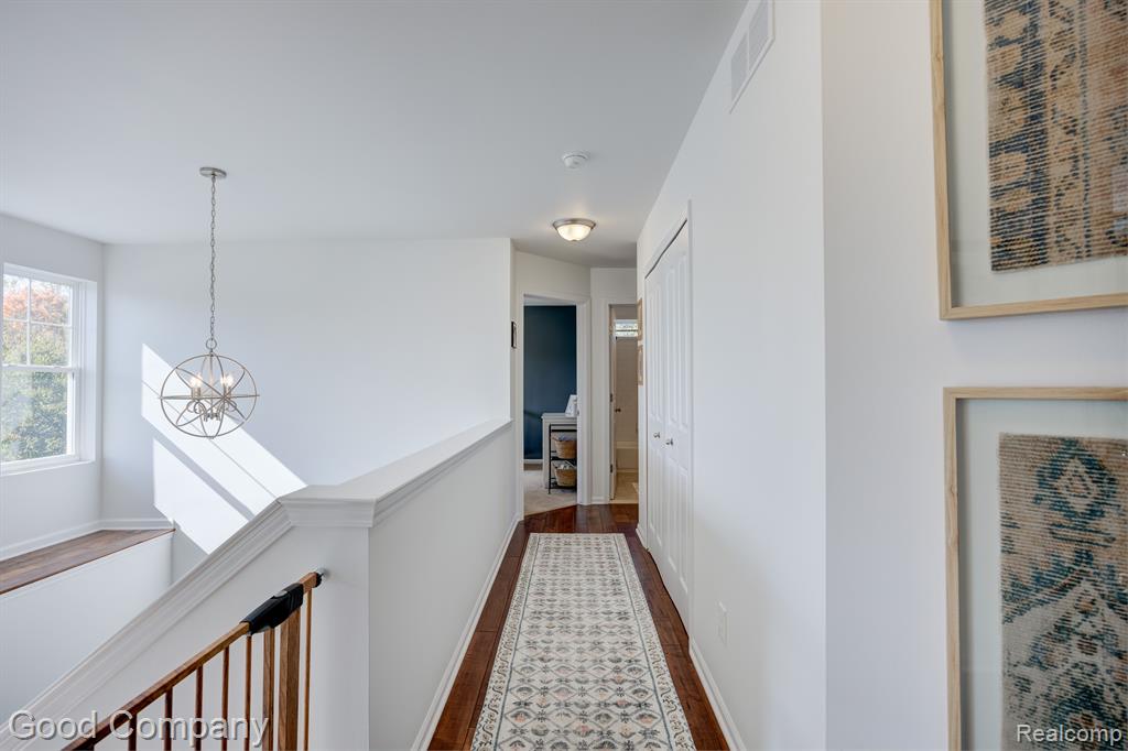 907 RIVERSTONE Court, Milford, MI 48381 — Photo 37