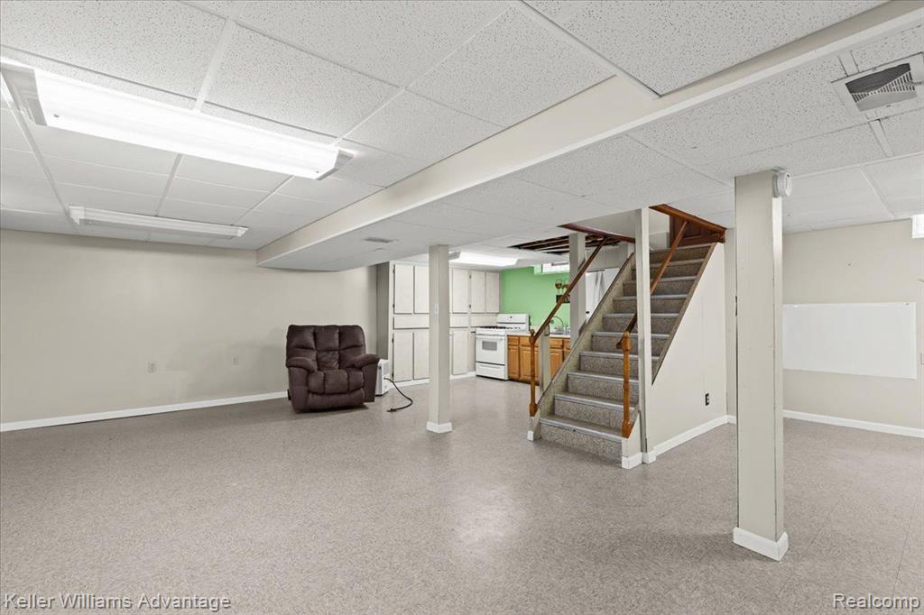 4050 MAYFAIR Street, Dearborn Heights, MI 48125 — Photo 22