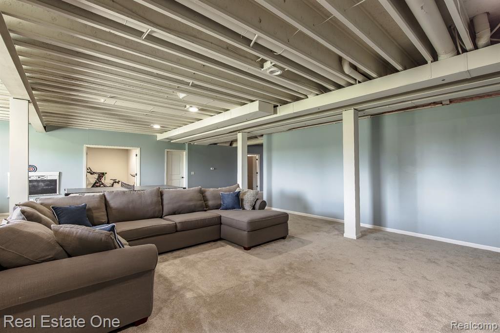 26164 International Drive Drive, South Lyon, MI 48178 — Photo 44