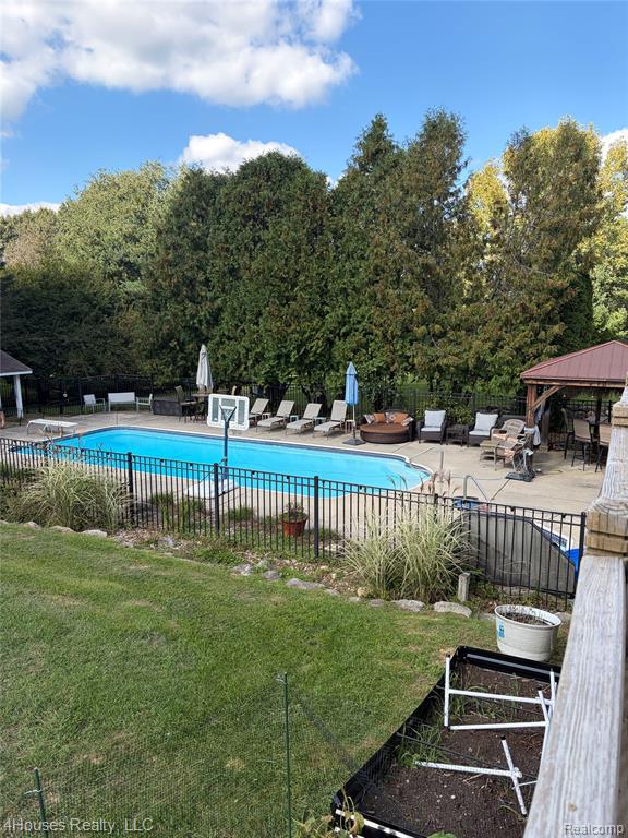 10136 Cedar Knoll Court - Photo 3