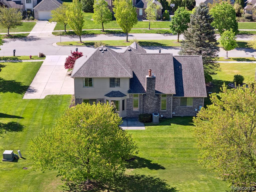 46941 SOUTHGATE Drive, Canton, MI 48188 — Photo 33