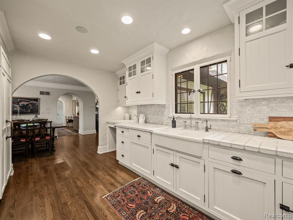 404 LINDEN Road, Birmingham, MI 48009 — Photo 16