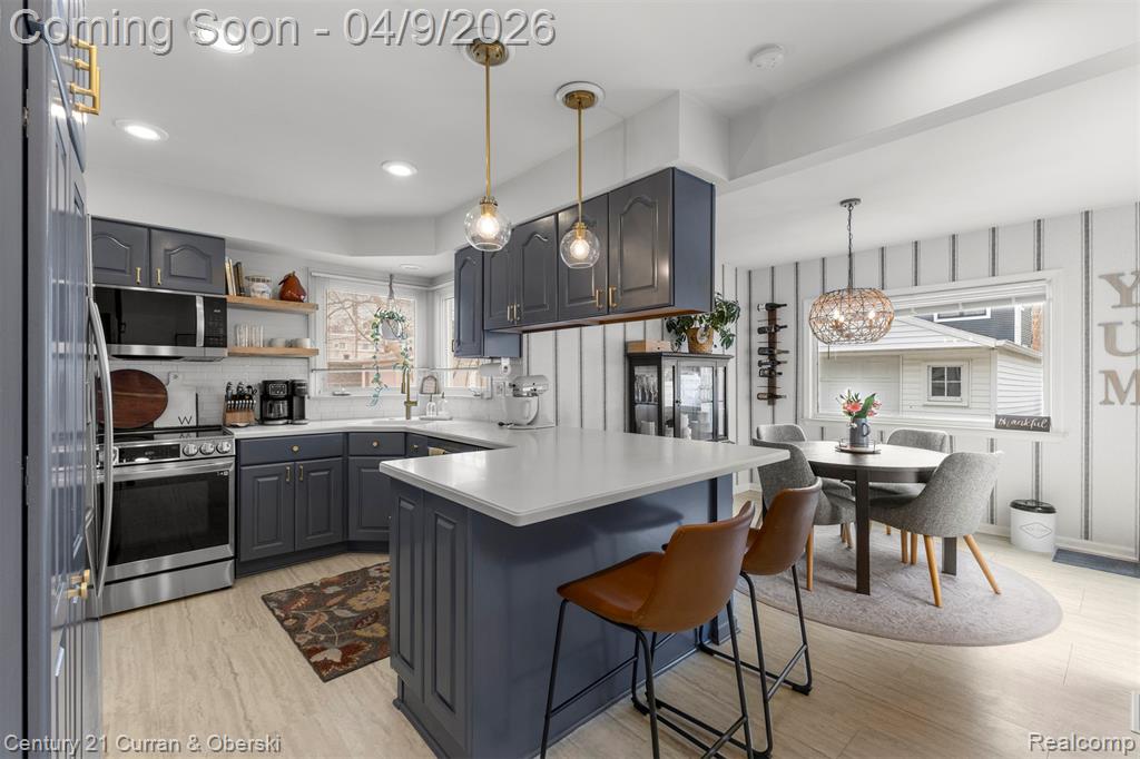 401 Walnut Avenue, Royal Oak, MI 48073 — Photo 12