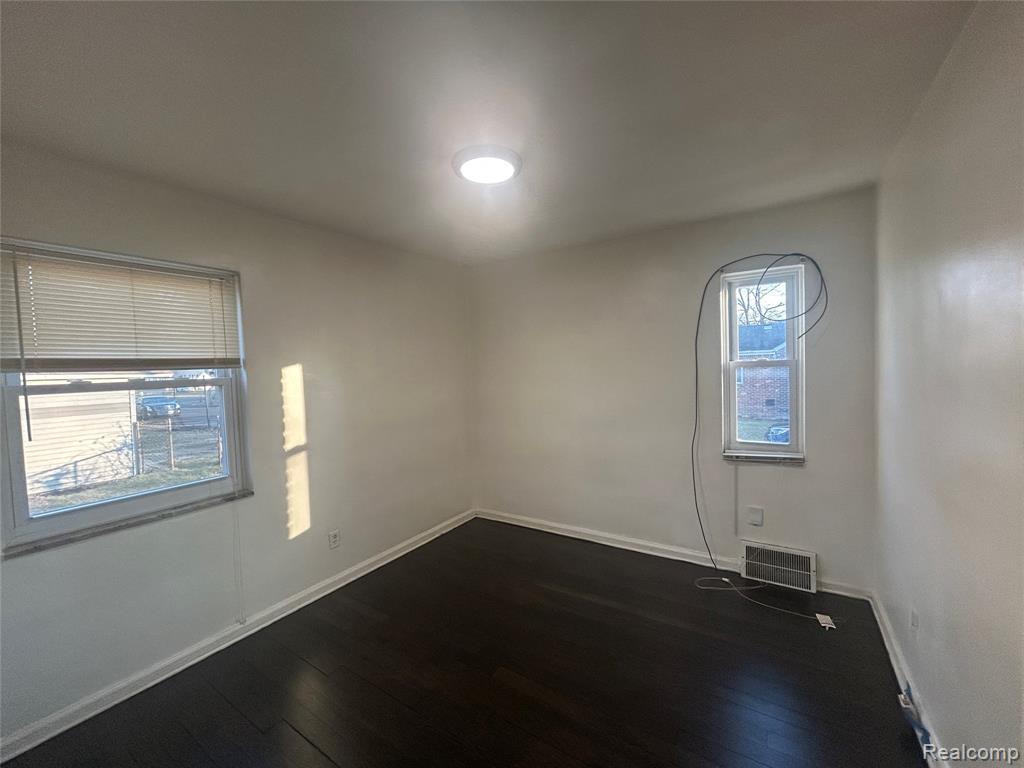 18000 Pinehurst Street, Detroit, MI 48221 — Photo 14