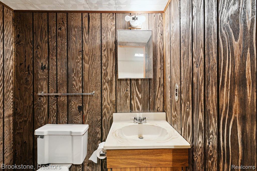 41712 BEDFORD Drive, Canton, MI 48187 — Photo 20