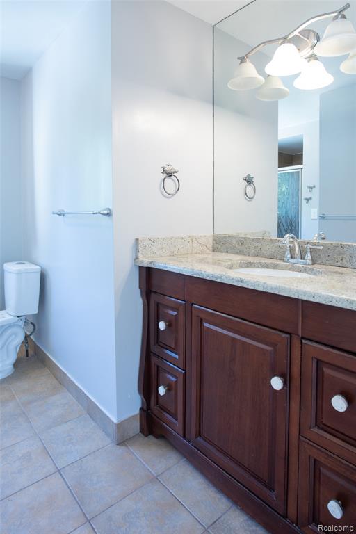 7337 Oak Tree Drive, West Bloomfield, MI — Photo 27