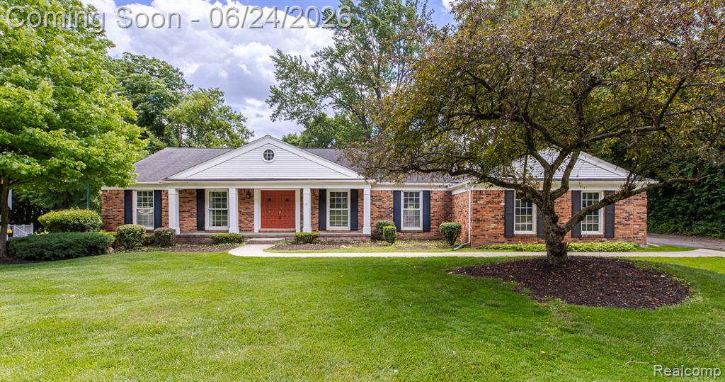 710 Basswood Drive, Rochester Hills, MI 48309 — Photo 41