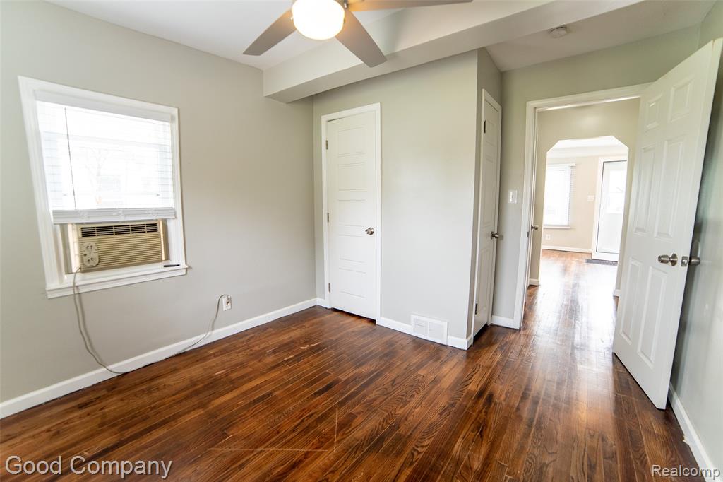 3991 Stolzenfeld Avenue, Warren, MI 48091 — Photo 13