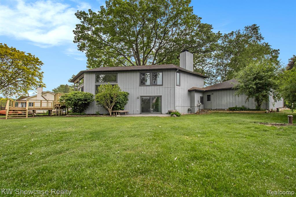983 ARTDALE, White Lake, MI 48383 — Photo 30