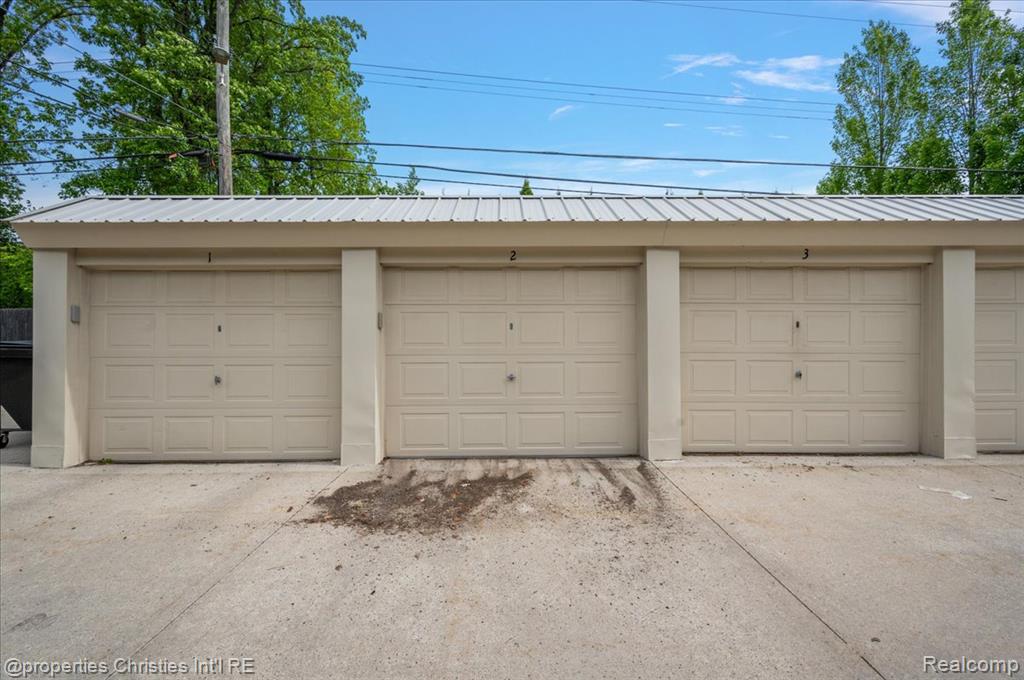 731 N Eton Street, Birmingham, MI 48009 — Photo 27