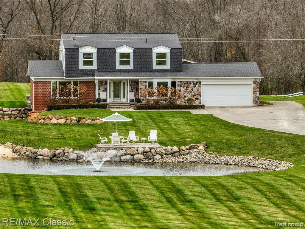8173 Earhart Road, South Lyon, MI 48178 — Photo 88