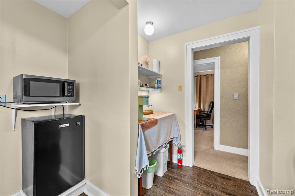 7741 Miller Road, Dearborn, MI 48126 — Photo 24