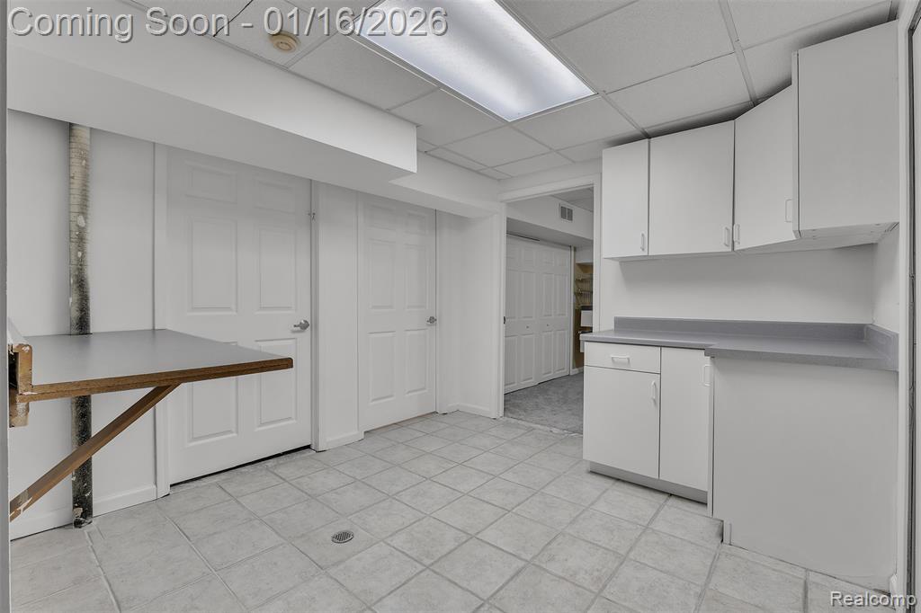 9035 Farmington Road, Livonia, MI 48150 — Photo 53