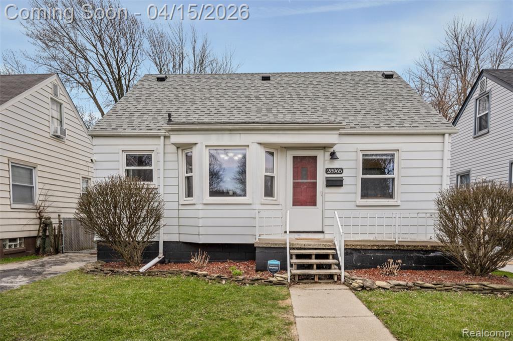 28965 Marquette Street, Garden City, MI — front exterior