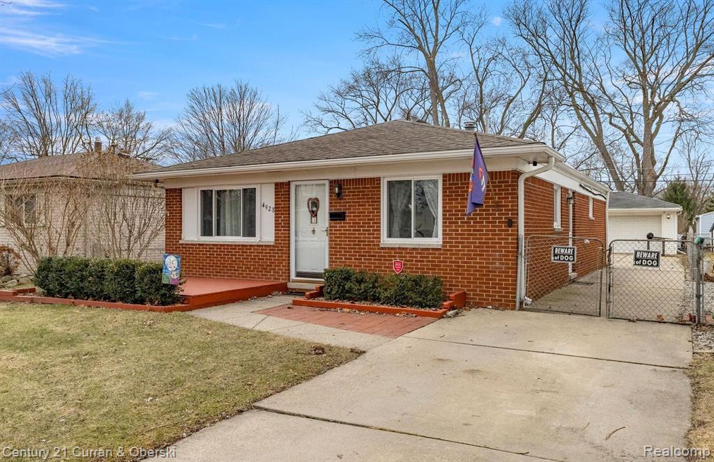 4928 RAYMOND Avenue, Dearborn Heights, MI 48125 — Photo 25