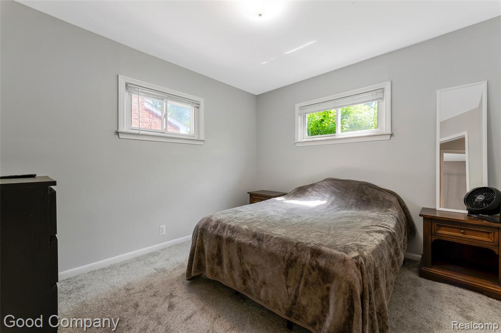 28748 Herbert Street, Madison Heights, MI 48071 — Photo 19