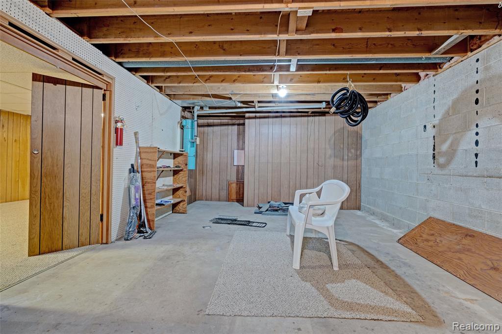 5936 Warbler Drive, Clarkston, MI — Photo 43