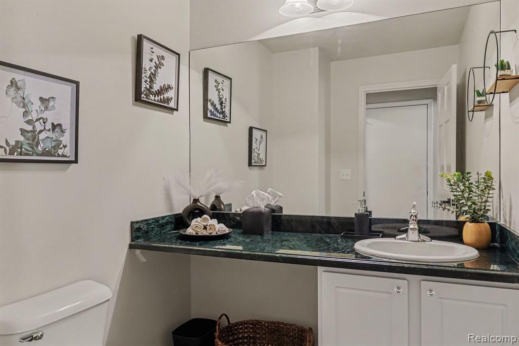 521 Macwilliams Lane, 11, Royal Oak, MI 48067 — Photo 18