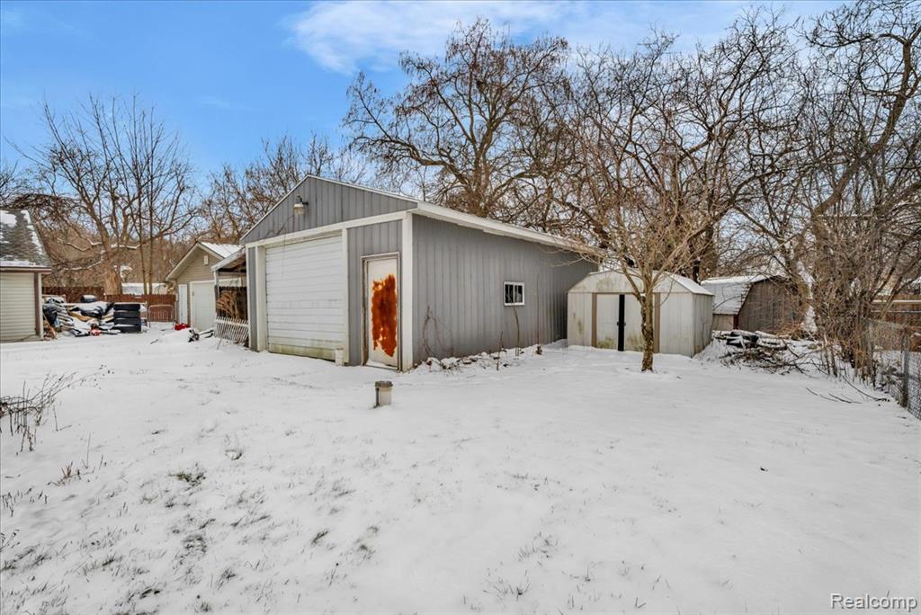5151 Brobeck Street, Flint, MI 48532 — Photo 20