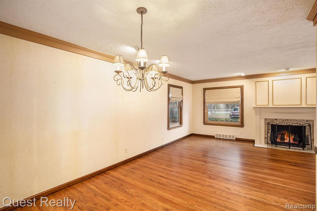 49830 SHELBY Road, Shelby Twp, MI 48317 — Photo 9