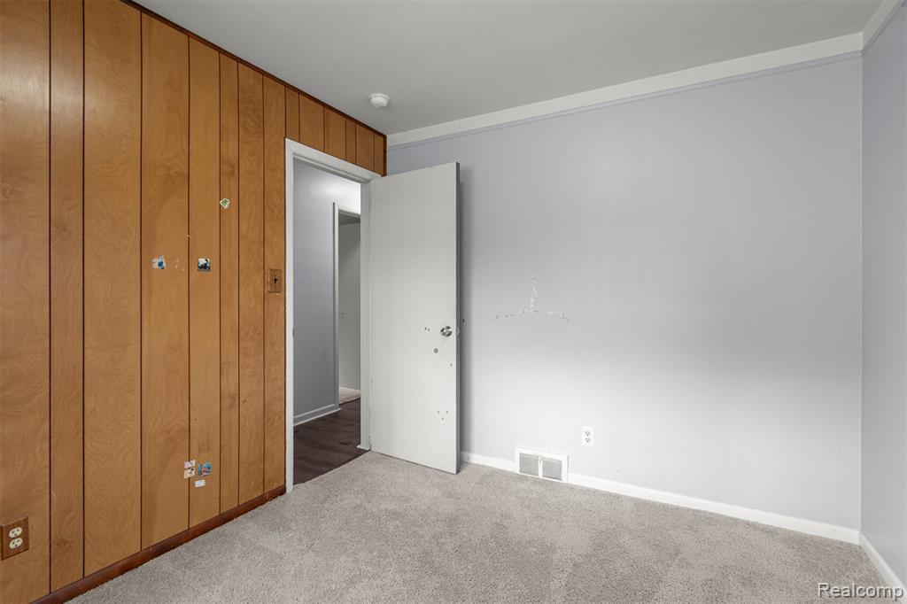 7241 Lucerne Street, Dearborn Heights, MI 48127 — Photo 12