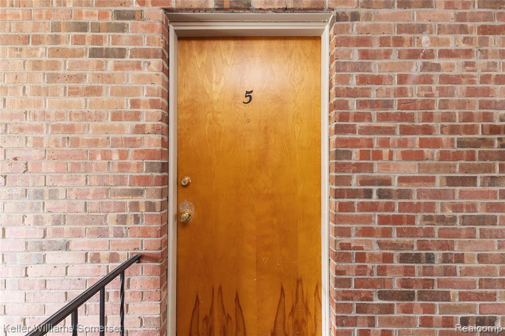 4620 Leafdale Avenue, c5, Royal Oak, MI 48073 — Photo 3