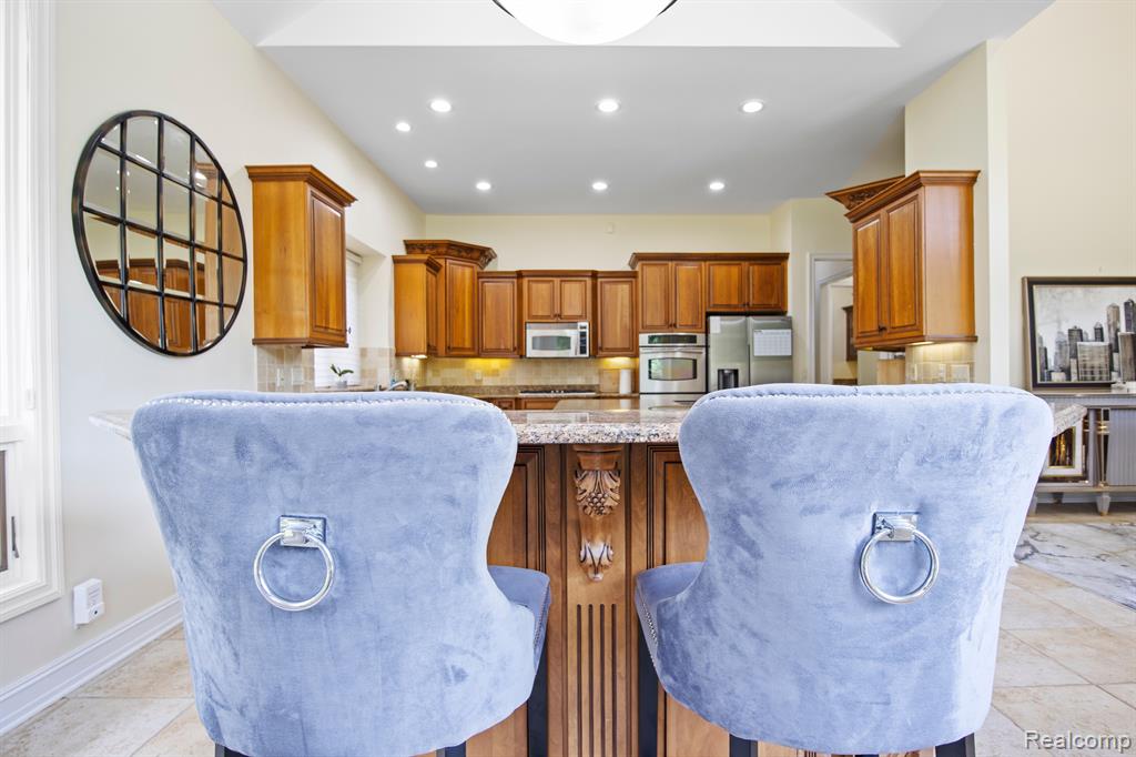 8151 ROLLING MEADOWS Drive, Canton, MI 48187 — Photo 40