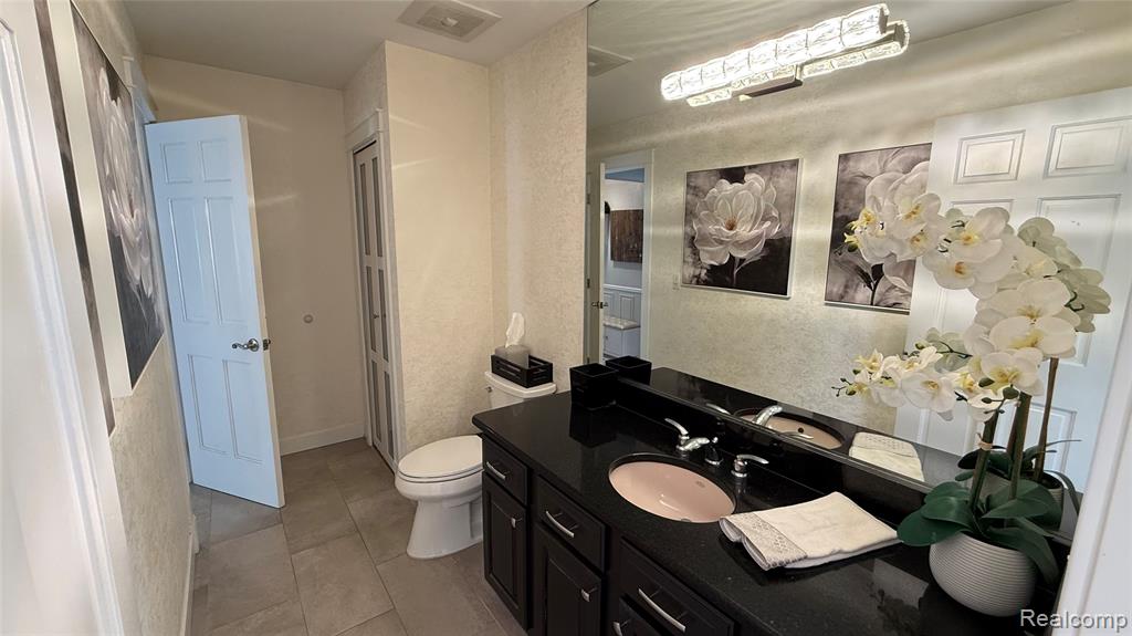 1483 Highpoint Drive, Rochester, MI 48306 — Photo 13