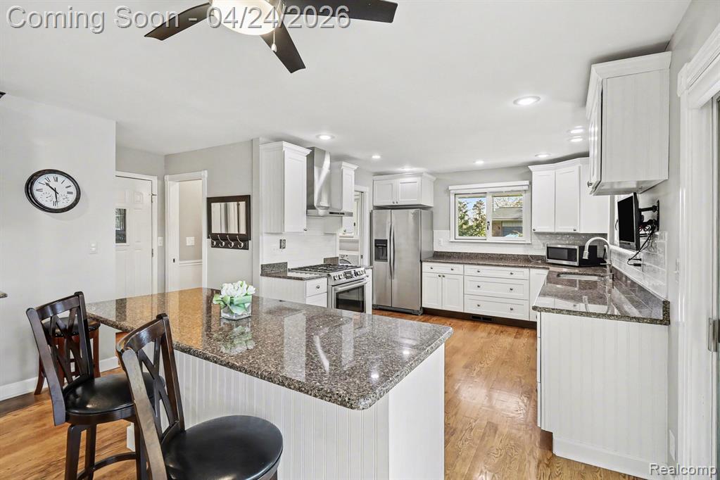 1085 Abseguami Trail, Lake Orion, MI 48362 — Photo 14