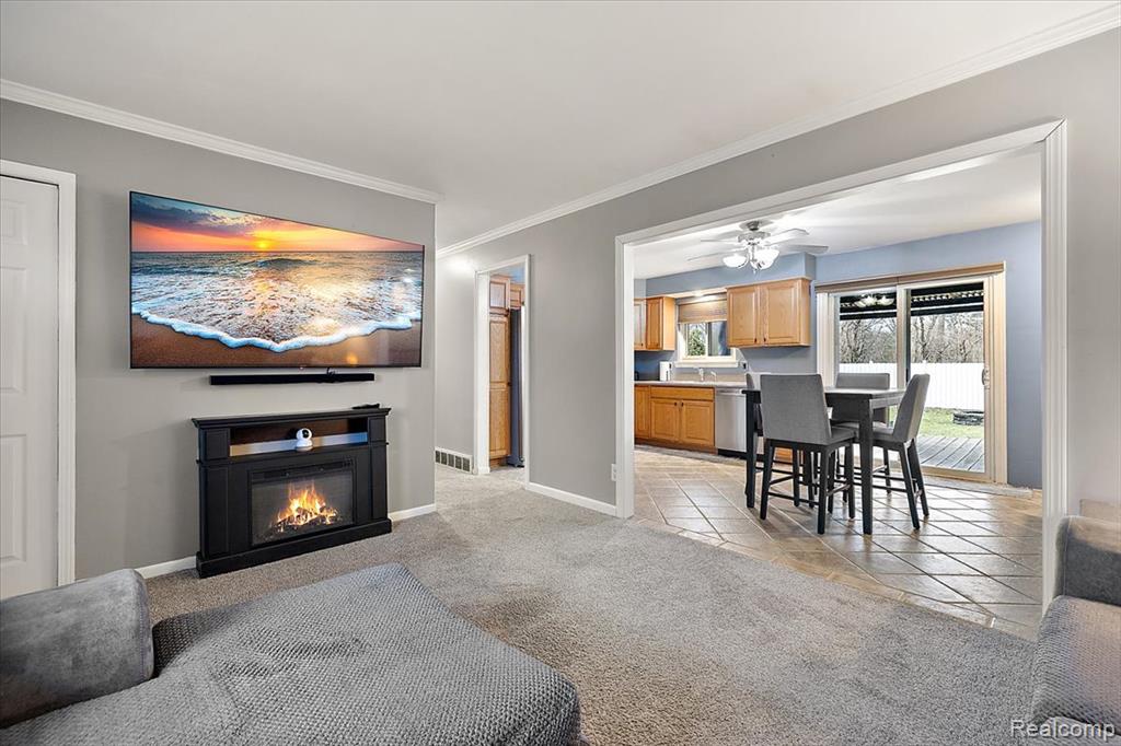 41859 Betley Drive, Sterling Heights, MI 48313 — Photo 9