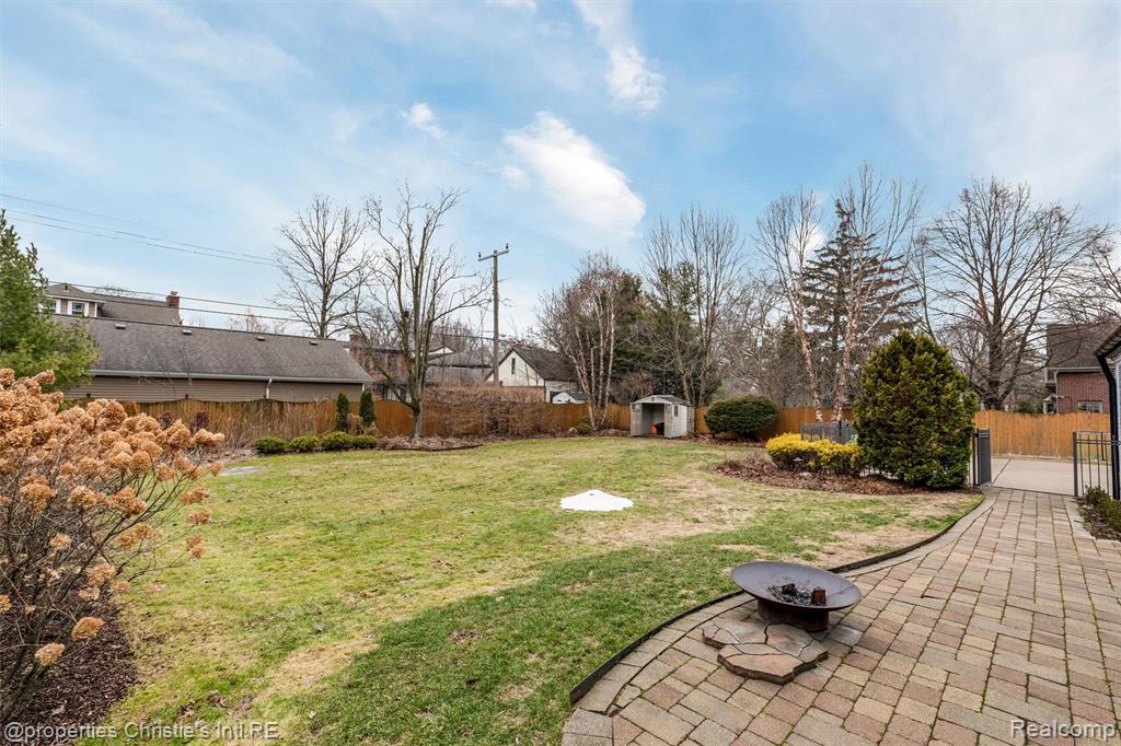 1059 Berkshire Road, Grosse Pointe Park, MI 48230 — Photo 56