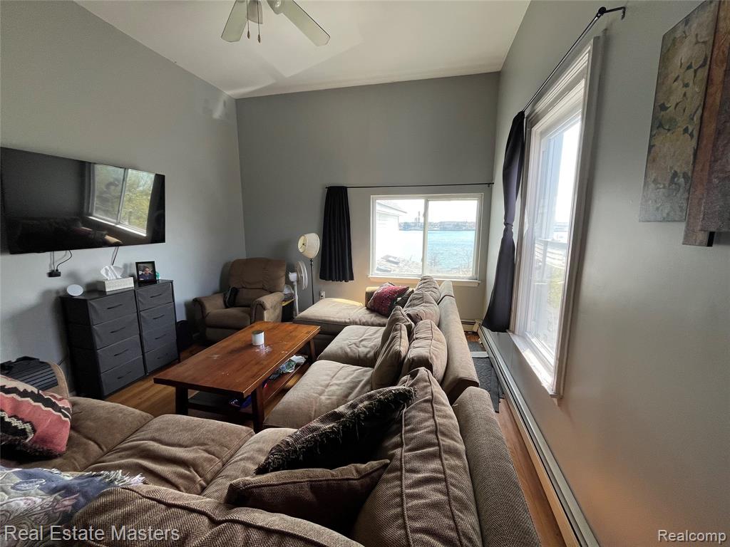 2108 MILITARY Street, Port Huron, MI 48060 — Photo 8