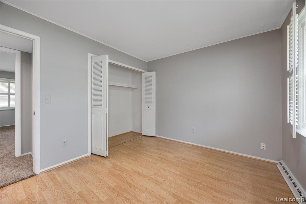 4942 Butler Drive, Troy, MI 48085 — Photo 17