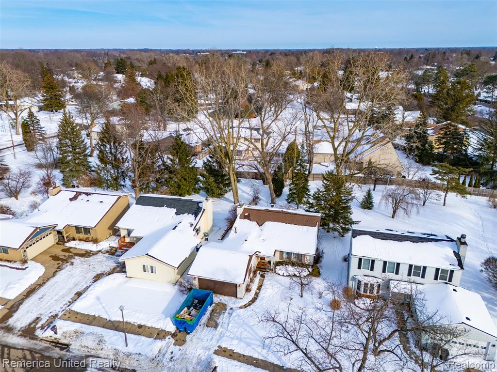 968 Touraine Avenue, East Lansing, MI 48823 — Photo 40