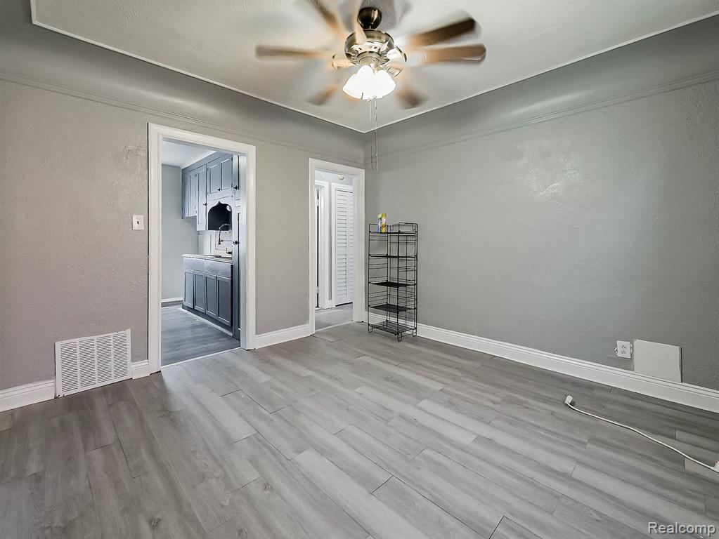 9379 Birwood Street, Detroit, MI 48204 — Photo 10