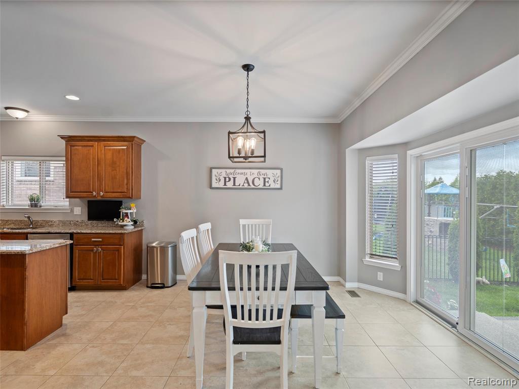 45877 ANDREW Drive, Macomb, MI 48044 — Photo 12
