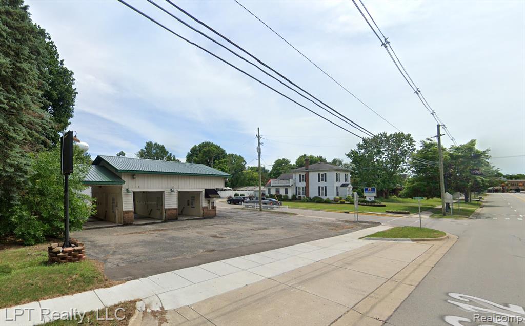 202 E MICHIGAN Avenue, Clinton, MI 49236 — Photo 2
