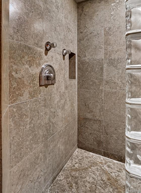 5044 Christy Court, Troy, MI 48098 — Photo 49