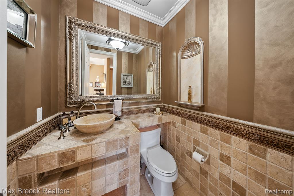 63334 TURNBERRY Way, Washington, MI 48095 — Photo 13