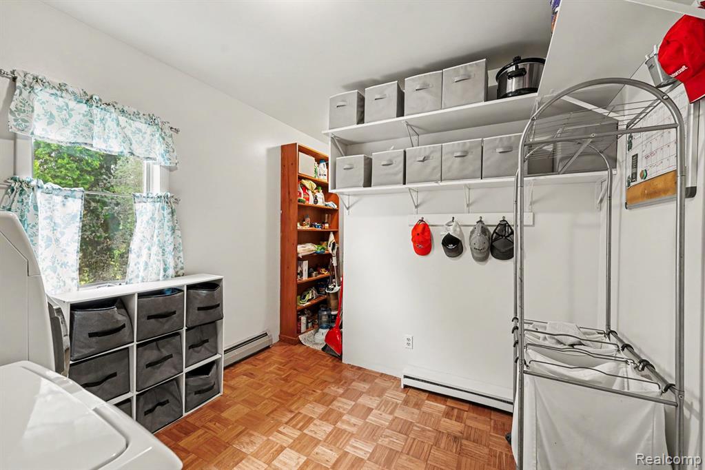 2797 E Labo Road N, Carleton, MI 48117 — Photo 9