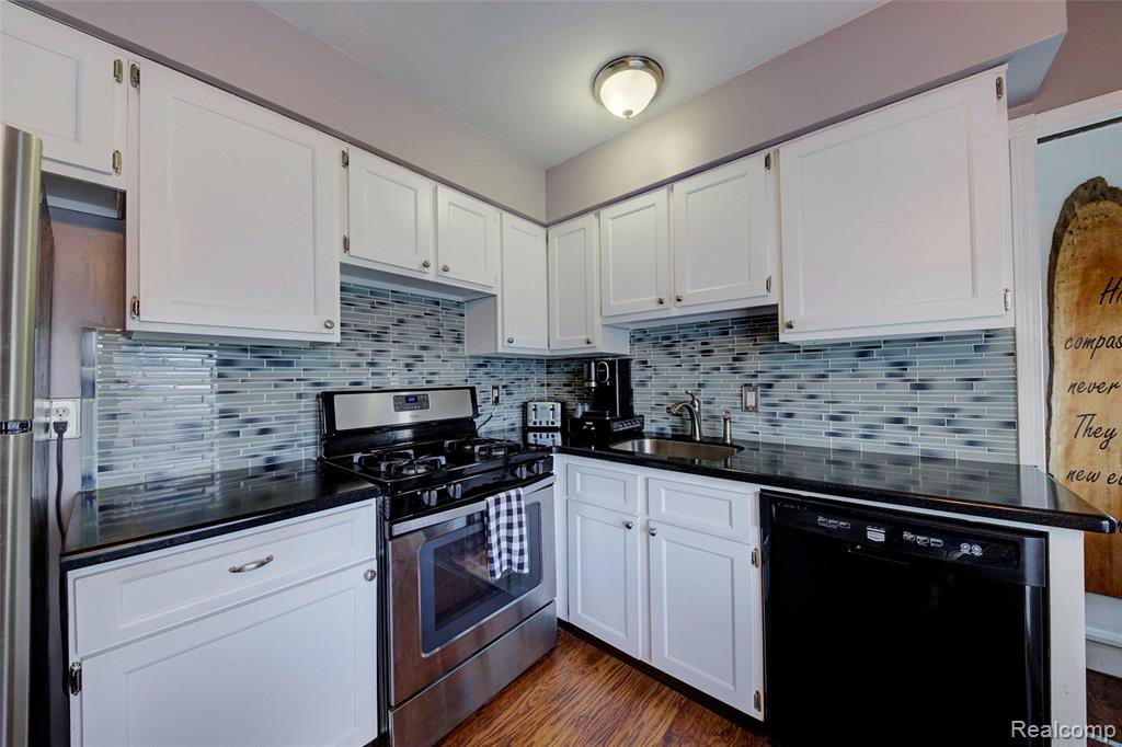 1817 S Pasadena Avenue, Ypsilanti, MI 48198 — Photo 10