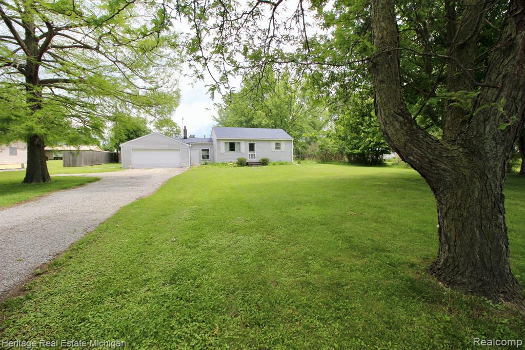 8265 S M 52, Owosso, MI 48867 — front exterior