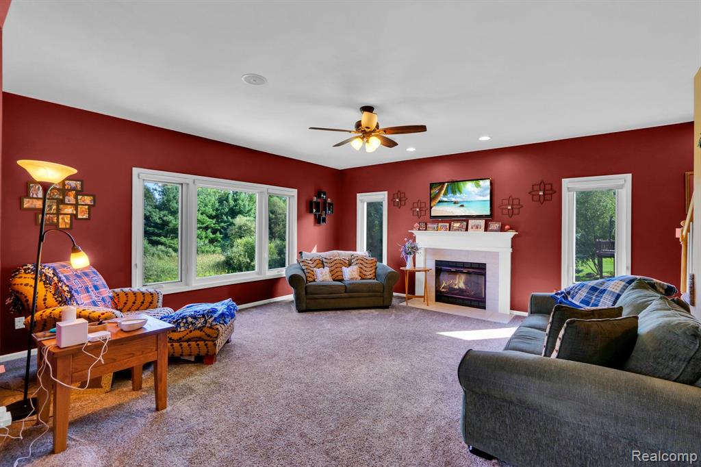 858 WOODSIDE Court, Lake Orion, MI — Photo 6