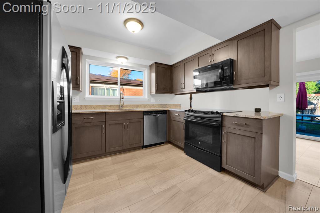 4609 Hayman Drive, Warren, MI 48092 — Photo 12