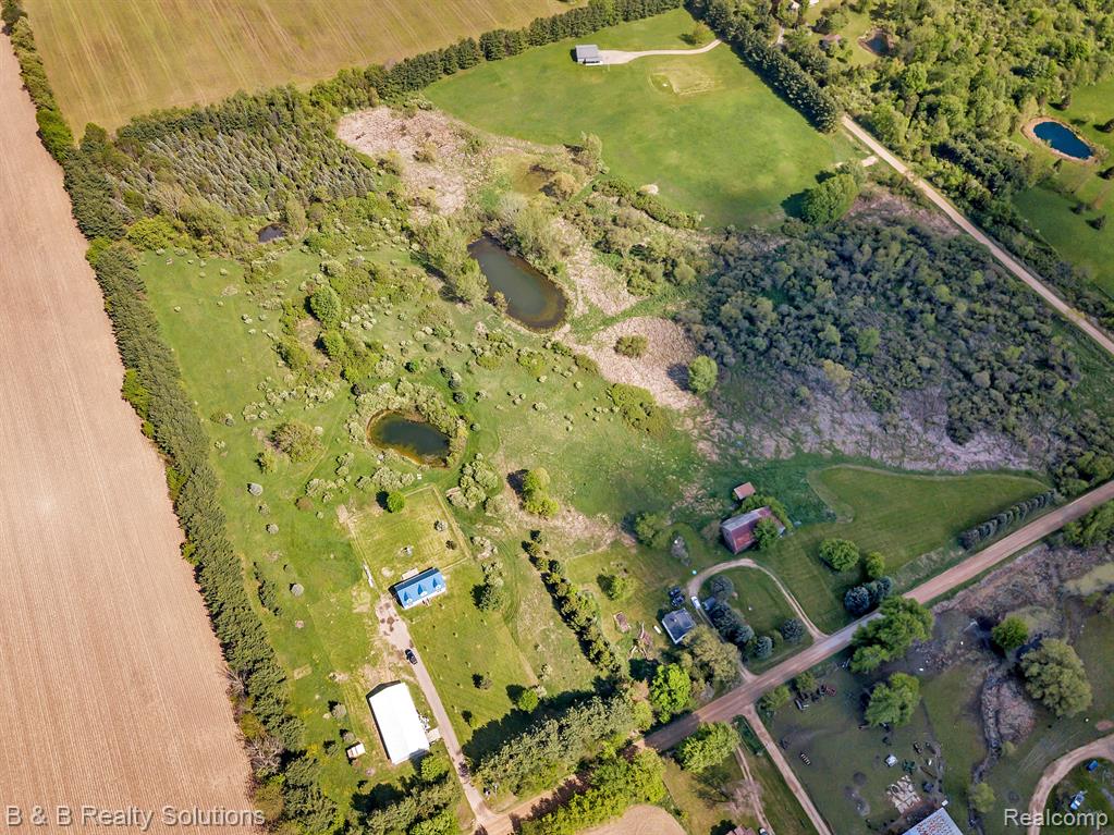 2864 N BLACKS CORNERS Road, Imlay City, MI 48444 — Photo 58
